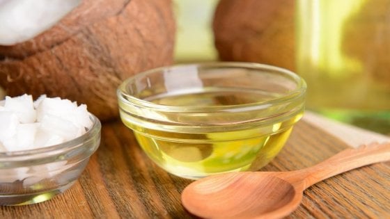 Olio di cocco: un alleato per la vostra bellezza