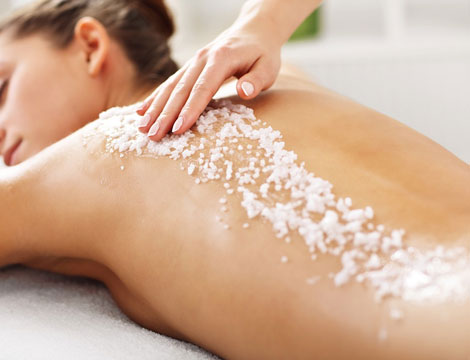 Una coccola per la pelle: somatoline scrub